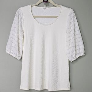 NWOT Beacon Apparel Women's White Top w Sheer Textured Short-Sleeves, Size MED